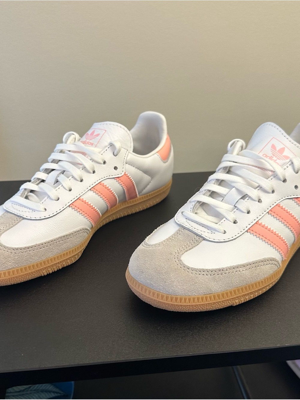 adidas Kids Samba Sneakers - White & Pink size 4 - Picture 3 of 9